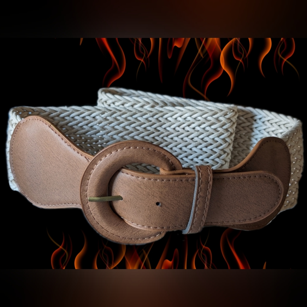 Woven women's statement belt